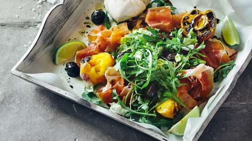 Σαλάτες με ιδιαίτερους συνδυασμούς