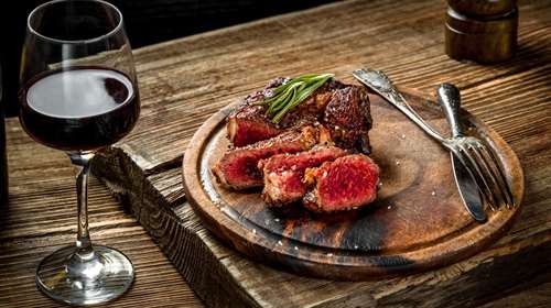 Κρασί και BBQ: συνδυασμός φωτιά