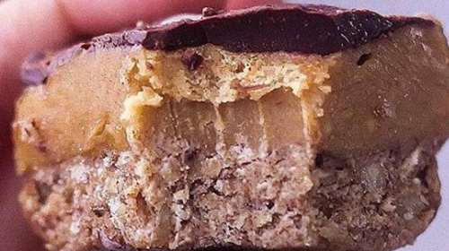 Σοκολατένιες μπουκιές με φυστικοβούτυρο: Το υγιεινό γλυκό χωρίς ψήσιμο