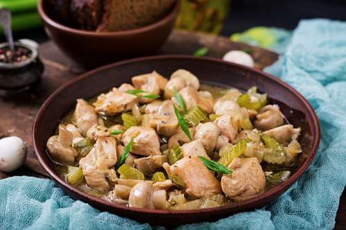 Κοτόπουλο με Σέλινο