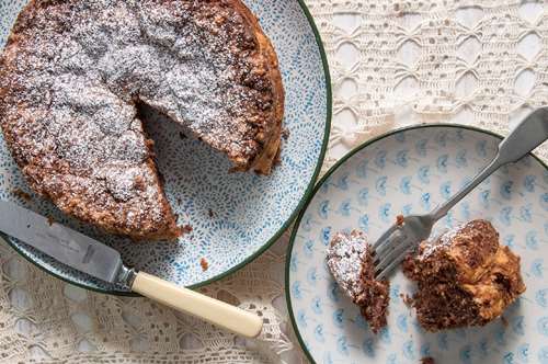 Κέικ με Γεύση Καρυδόπιτας