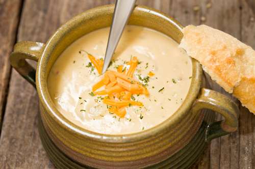 Βελουτέ Πατατόσουπα με Γιαούρτι