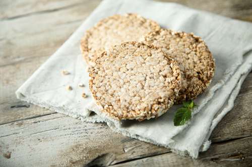 Τραγανή Ρυζογκοφρέτα με Ζεστό Χαλβά