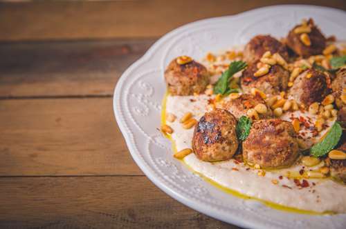 Ρεβιθοκεφτέδες με Πατάτα και Βασιλικό