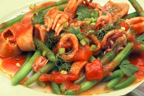 Φασολάκια με Καλαμαράκια