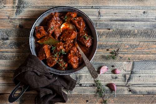 Ανάμεικτο Κρέας-Λουκούμι στη Γάστρα