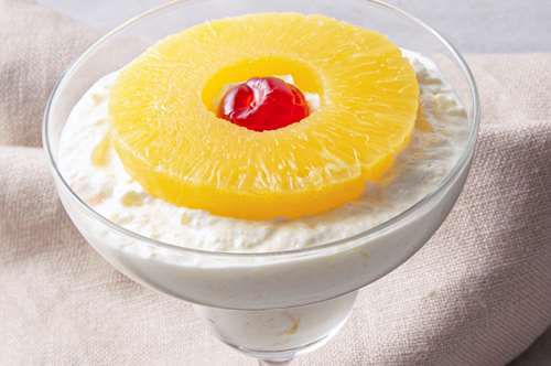 Ονειρεμένο Γιαουρτογλυκό με Ανανά