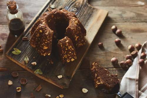 Σοκολατένιο Παντεσπάνι με Φουντούκι