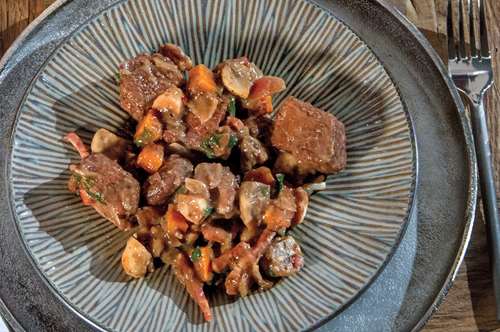 Αγριογούρουνο με Σύκα και Δαμάσκηνα