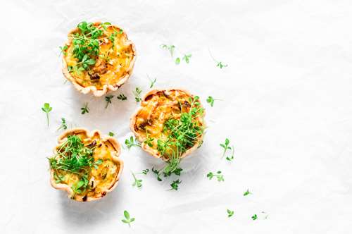 Κρεµµυδοπιτάκια Νηστίσιµα