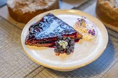 Φτιάξτε τις κρέπες με βιολογικά μύρτιλα του chef – pâtissier Σπύρου Πεδιαδιτάκη