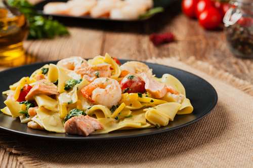 3 μακαρονάδες με σολομό