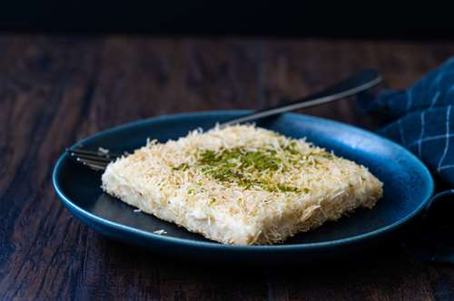 Απίθανο Γαλακτομπούρεκο με Κανταΐφι και Αφράτη Κρέμα