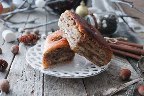 Η Πλούσια Μελαχρινόπιτα