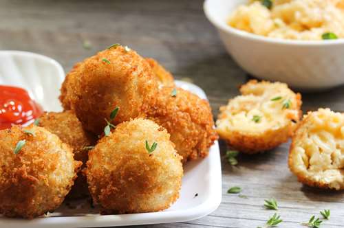 Μπάλες με Τυρί και Ψωμί