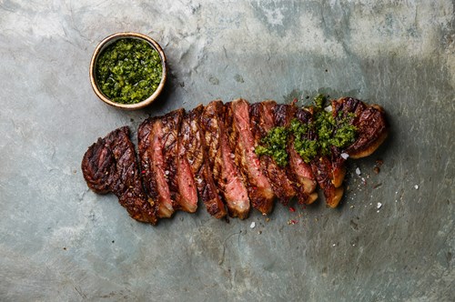 Μοσχαρίσια Μπριζόλα με Σάλτσα Τσιμιτσούρι