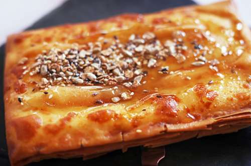 Φέτα με Φύλλο