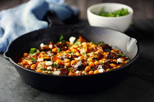 Μελιτζάνες με Ρεβίθια και Μανιτάρια