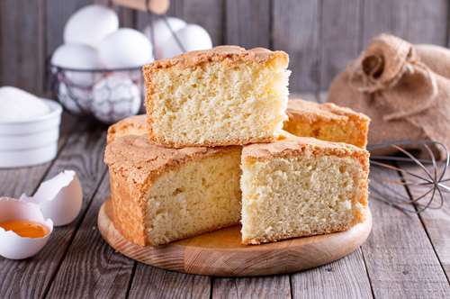 Κέικ µε Γιαούρτι και Μαχλέπι