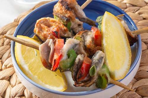 Γαύρος Σουβλάκι με Πιπεριές