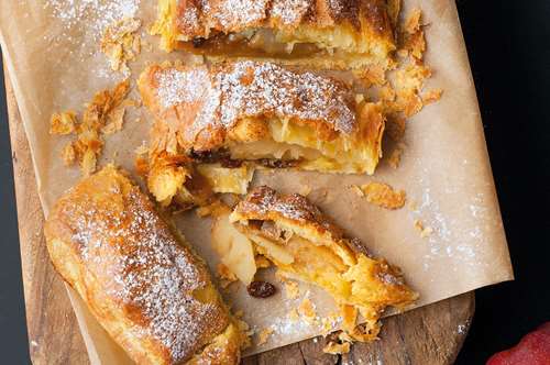 Μηλόπιτα με Χαλβά του Μπακάλη