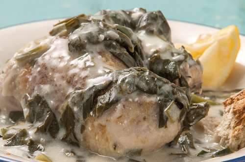 Αρνάκι Φρικασέ με Αμπελόφυλλα