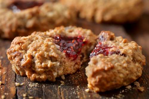 Αμυγδαλωτό με Μαρμελάδα