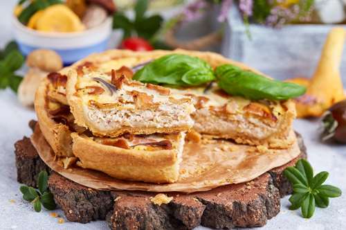 Εύκολη Τάρτα με Κοτόπουλο και Μανιτάρια