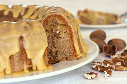 Κέικ με Μήλα και Κρέμα