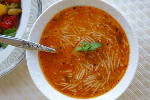 Φιδές με Ντομάτα