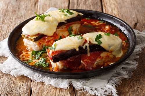 Κοτόπουλο με Μελιτζάνες Παπουτσάκια