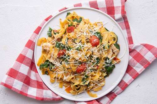 Χυλοπίτες με Κοτόπουλο, Ντομάτα και Βλίτα