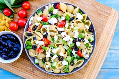 Ζυμαρικά με Σάλτσα Ούζου και Φέτας