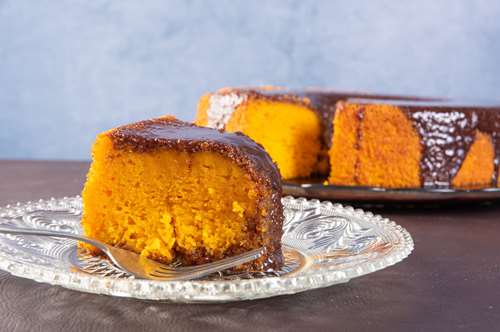 Κέικ µε Καρότο, Καρύδι και Μήλο