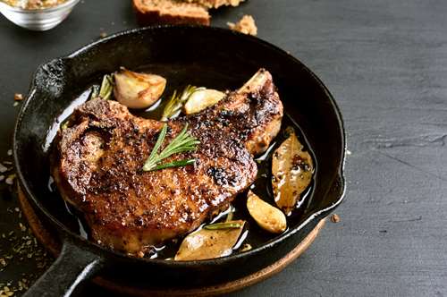 Οι πιο νόστιμες χοιρινές μπριζόλες