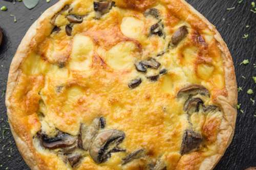 Τάρτα-quiche με Πουρέ Πατάτας με Μανιτάρια και γεύση Τρούφας ΓΙΩΤΗΣ, μανιτάρια και γραβιέρα