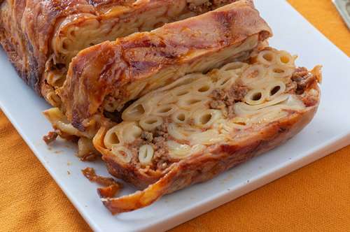 Ένα Διαφορετικό Παστίτσιο, σε Φόρμα