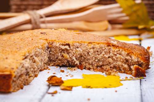 Καρυδόπιτα µε Σιµιγδάλι