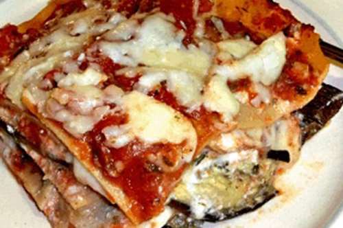 Λαζάνια με μελιτζάνες και μοτσαρέλα