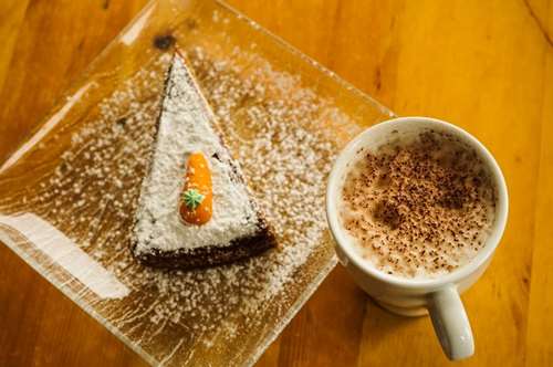 Ολόκληρο πρωινό… σε μια φέτα κέικ