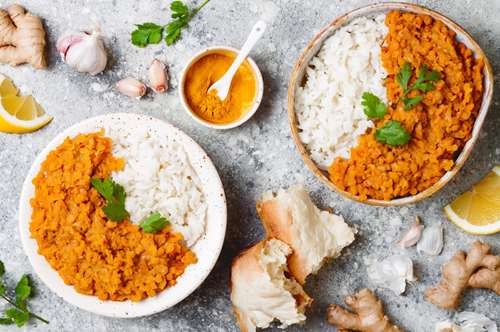 Κόκκινες φακές με κάρι