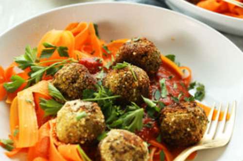 Κεφτεδάκια με φακή και μανιτάρια