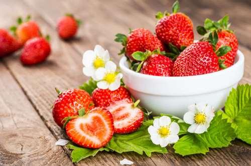 25 γλυκίσματα με άρωμα φράουλας 