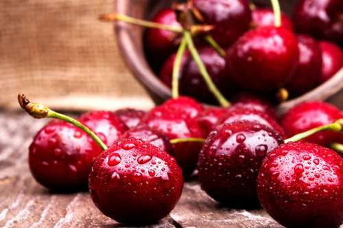 Όλα για τα κεράσια!