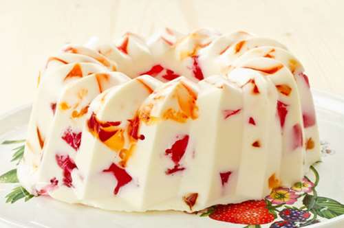 Γιαούρτι ζελέ με φρούτα