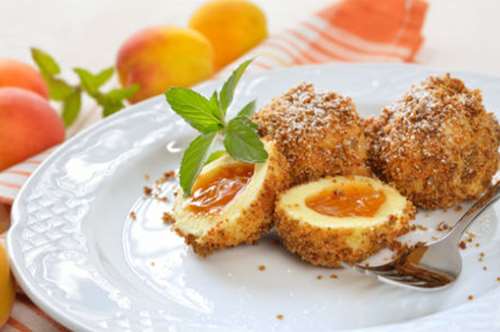 Ντάμπλινγκς γεμιστά με φρούτα