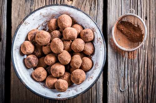 Σοκολατάκια με ταχίνι και μαστίχα