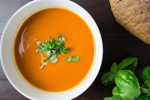 Καιρός για σούπες λαχανικών, καθημερινές και γιορτινές