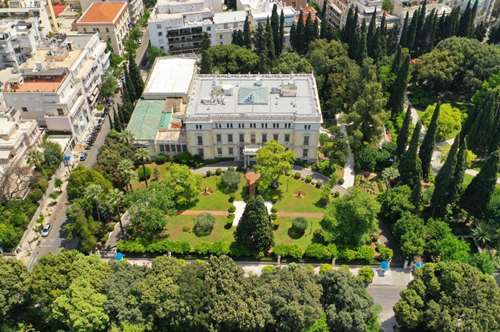 Δείπνο Προεδρίας: Ένα νόμισμα με δύο όψεις