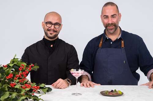 Ο Άρης Βεζενές και ο Τίτος Καριπίδης προτείνουν για τις γιορτές